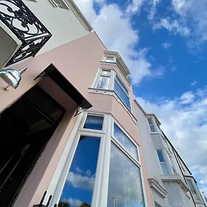 4* Frühstückspension 27